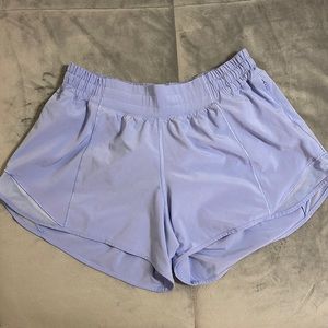 Lululemon Hotty hot short 4”